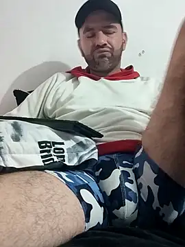 hairyandbigmann's cam snapshot