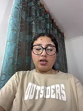 croftsmila live sex cam