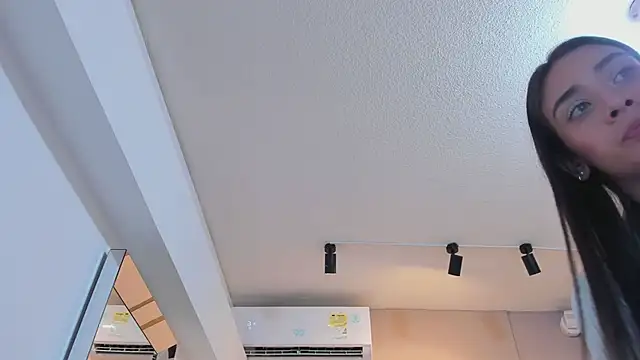 NahimiThompson's cam snapshot