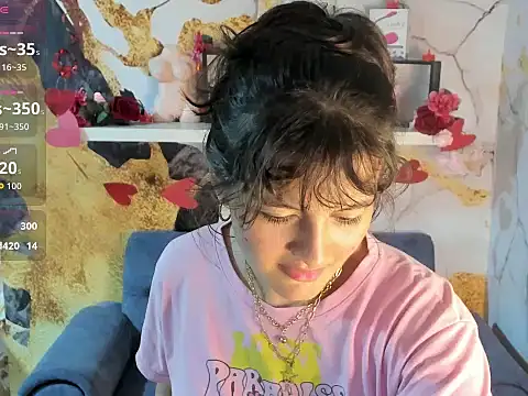 MiaBella18's cam snapshot