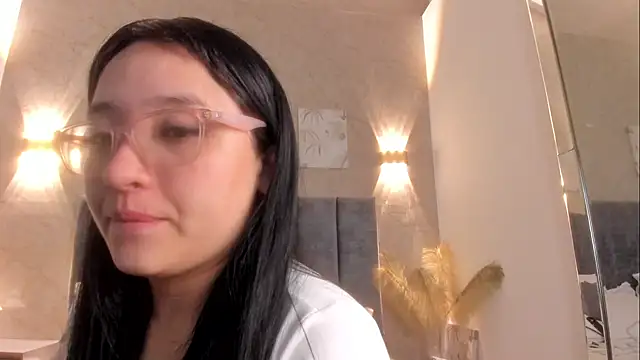 Lunaa_bellaa live sex cam