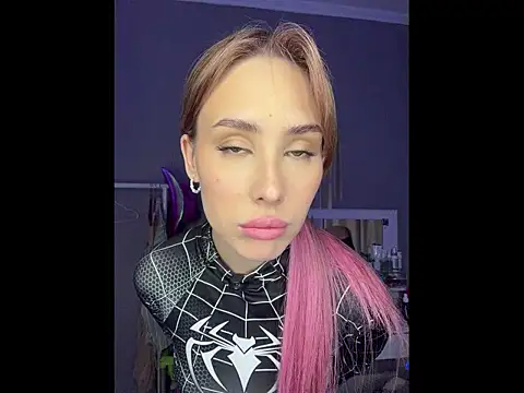 plugmyHDMI live sex cam