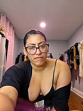 Ellamayi's cam snapshot