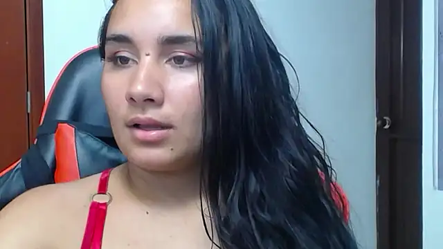 Maylin_horny19's cam snapshot