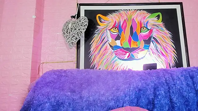 aliaandadara's cam snapshot