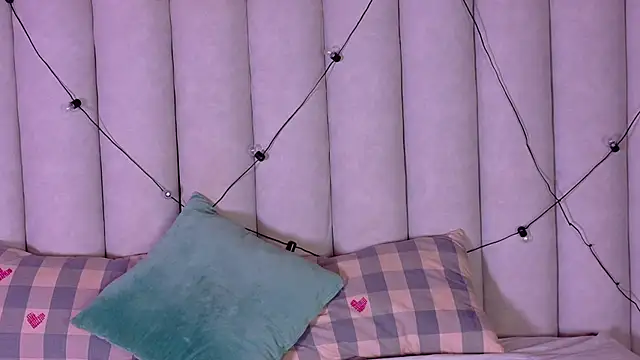 FernandaBrown__'s cam snapshot