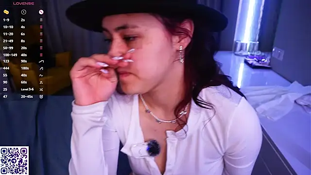 VerlieChahal's cam snapshot