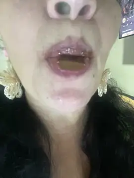 Sweeetness_Milf's cam snapshot