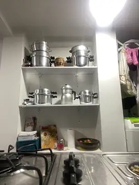 Sweeetness_Milf live sex cam