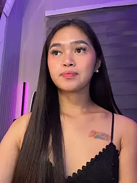 Hot_Delilahhh live sex cam