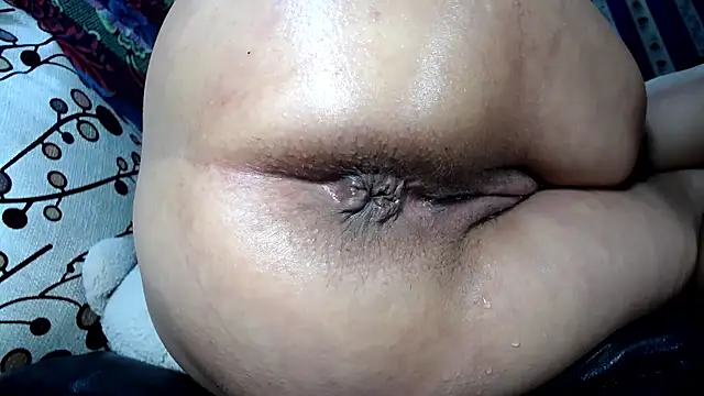 Vanessasweet2304 live sex cam