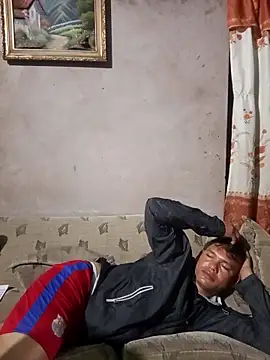 Franklin111230 live sex cam