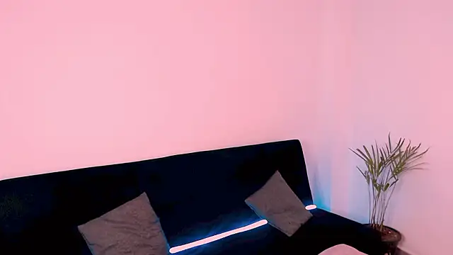 juliieta_liveee's cam snapshot