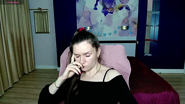 AriaGray's cam snapshot