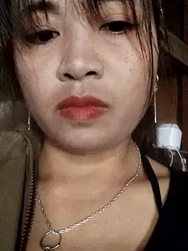 miumiu_sexy2x's cam snapshot