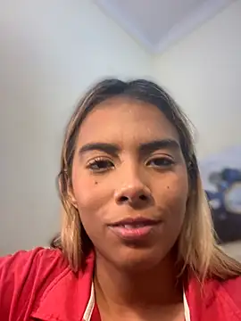 MiaSizzle live sex cam