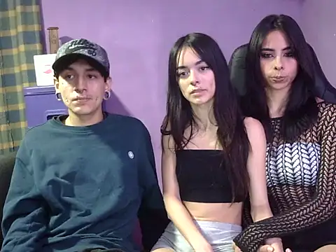 Redd_Wolves live sex cam