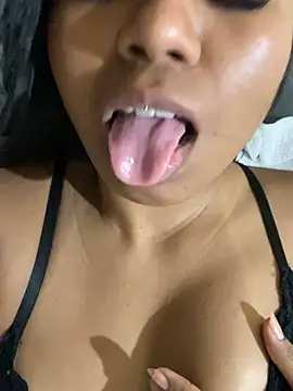 fahzinha live sex cam