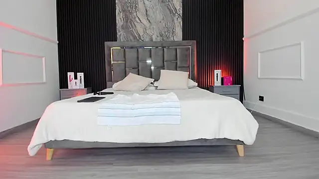 Laureenwells live sex cam