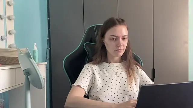 AndreeMerryman live sex cam