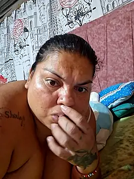 Juli_Powl's cam snapshot