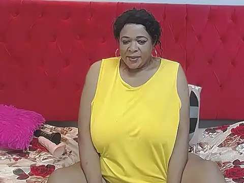 BustyQueenXXL's cam snapshot