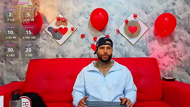 Apolo_rousse1's cam snapshot