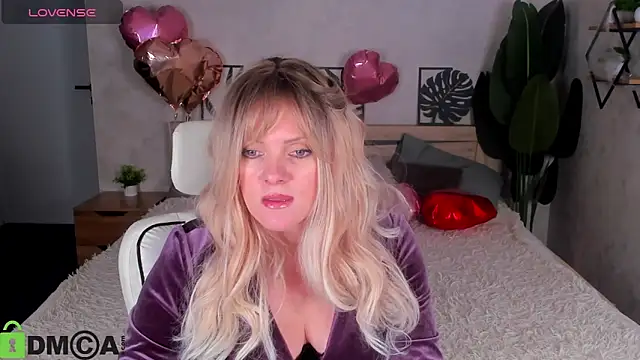 Victoria_Nelson's cam snapshot