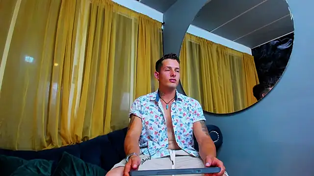 _angel_rivera's cam snapshot