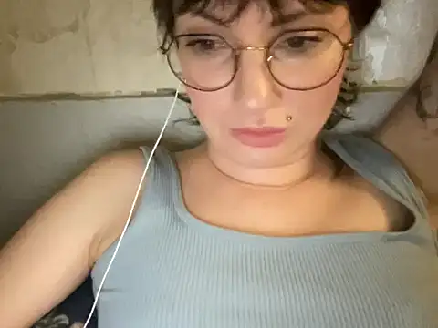 -CatchMe-'s cam snapshot