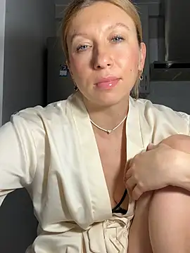 Kittie_Valentine's cam snapshot