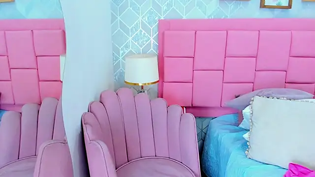 scarlett_vixen7's cam snapshot