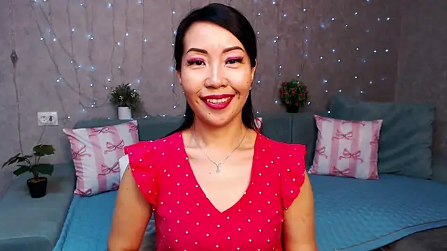 LiaPak's cam snapshot