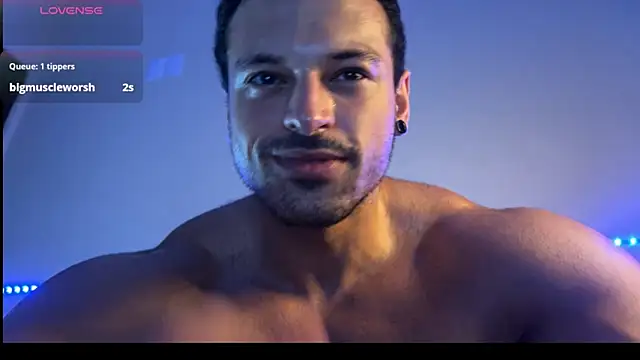 Lucasfit24 live sex cam