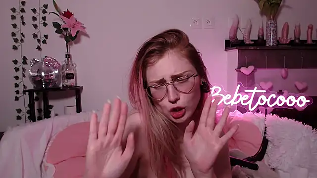 bebetocooo's cam snapshot