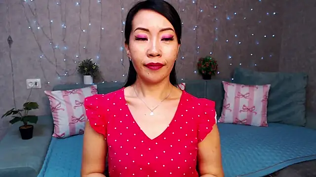 LiaPak's cam snapshot