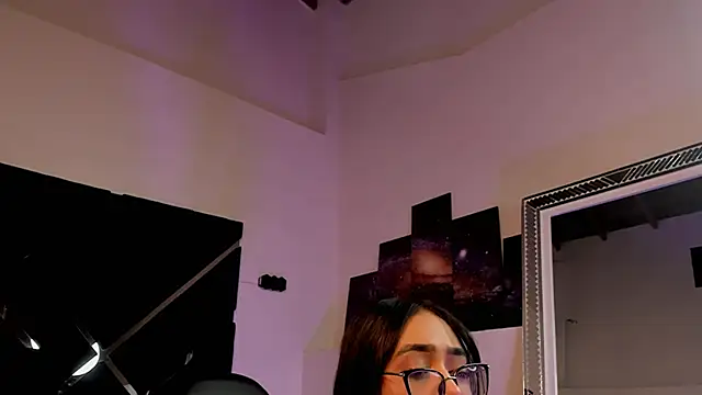 LizzyCooperjs's cam snapshot