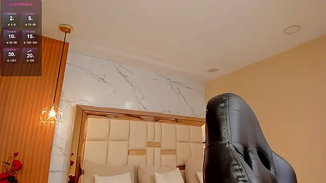 julieta_rosee live sex cam