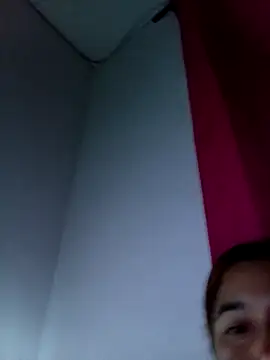 Squirtkat live sex cam