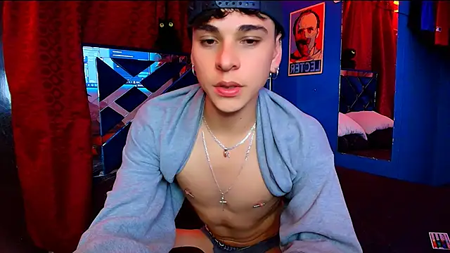Luke_Howland live sex cam
