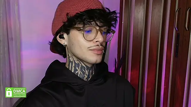 Bastiel_ live sex cam