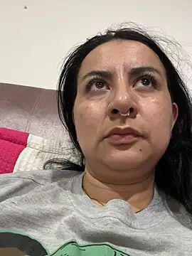 Abril_Luv live sex cam