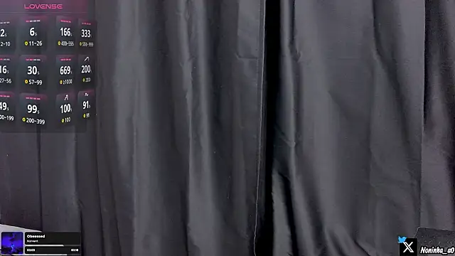 Noninha_ live sex cam