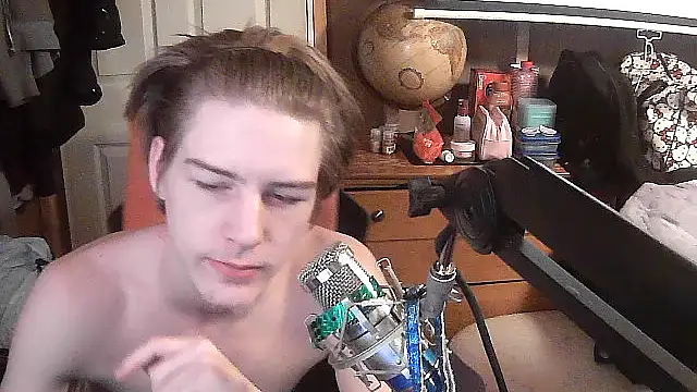 SuckADan's cam snapshot