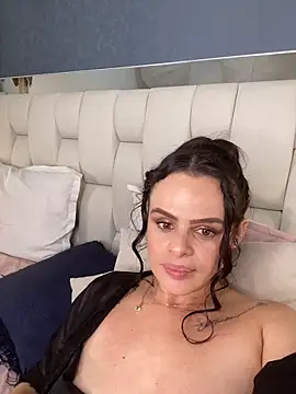 RoxyLaurent's cam snapshot