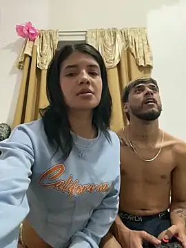 Rouuus12 live sex cam