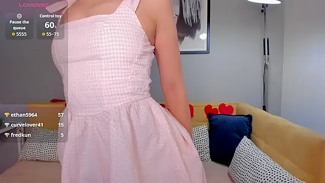 EmmaEthereal's cam snapshot