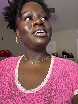 ladiosa_selene's cam snapshot