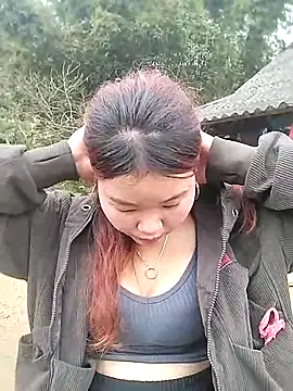 lylylove live sex cam