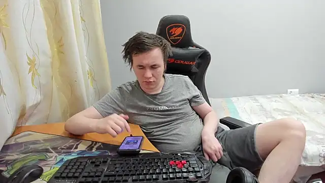 iliaskrislove live sex cam